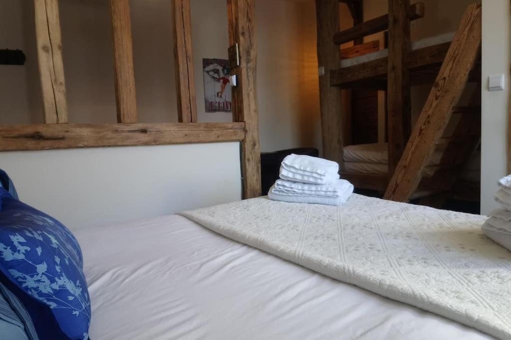 La Grange De Pimberty - Beautiful Apartments 27 Miles From Geneva Vailly Екстер'єр фото