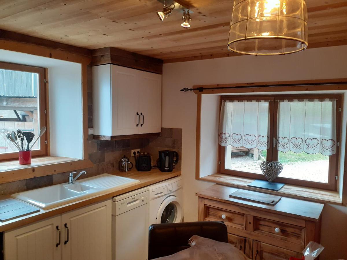 La Grange De Pimberty - Beautiful Apartments 27 Miles From Geneva Vailly Екстер'єр фото