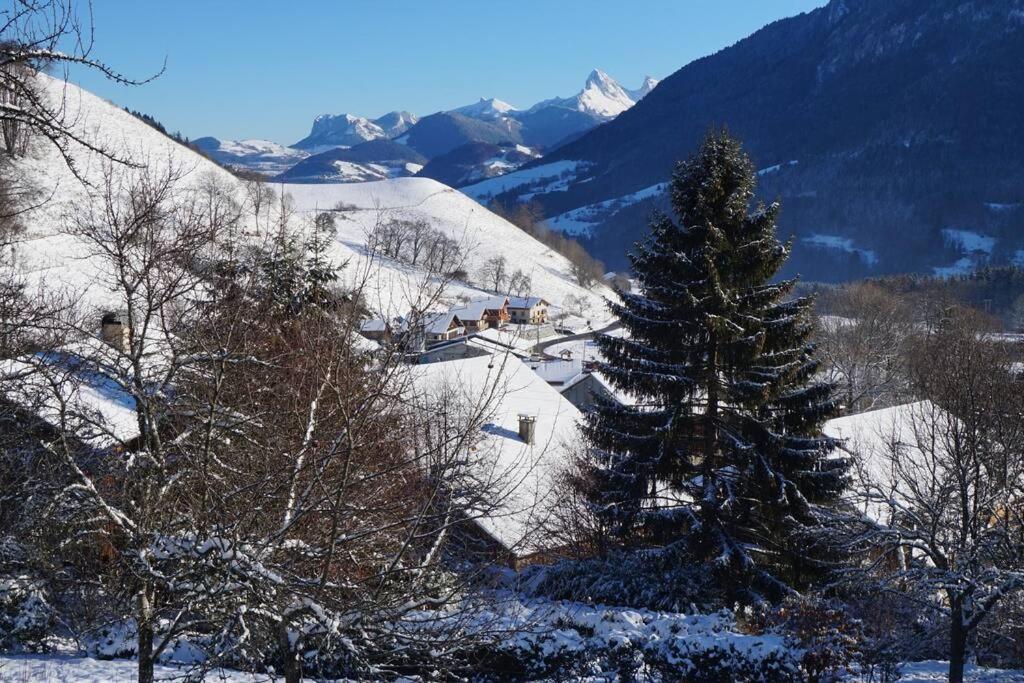 La Grange De Pimberty - Beautiful Apartments 27 Miles From Geneva Vailly Екстер'єр фото