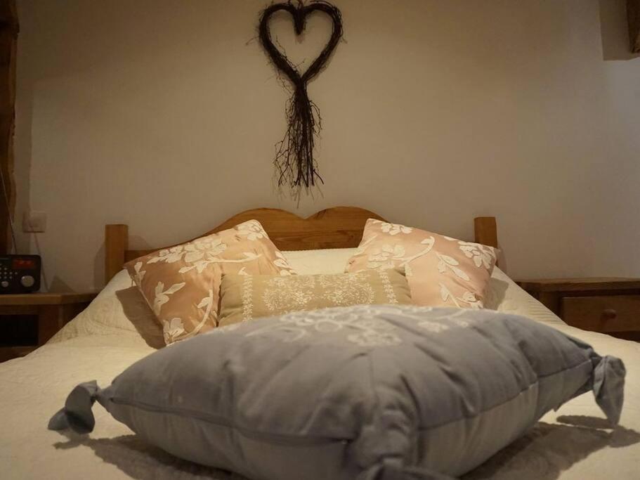 La Grange De Pimberty - Beautiful Apartments 27 Miles From Geneva Vailly Екстер'єр фото